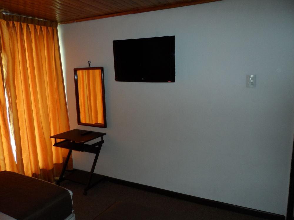 Hotel Casa Quinta Embajada Bogota Luaran gambar